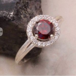 New size 5.75 garnet cz sterling silver ring